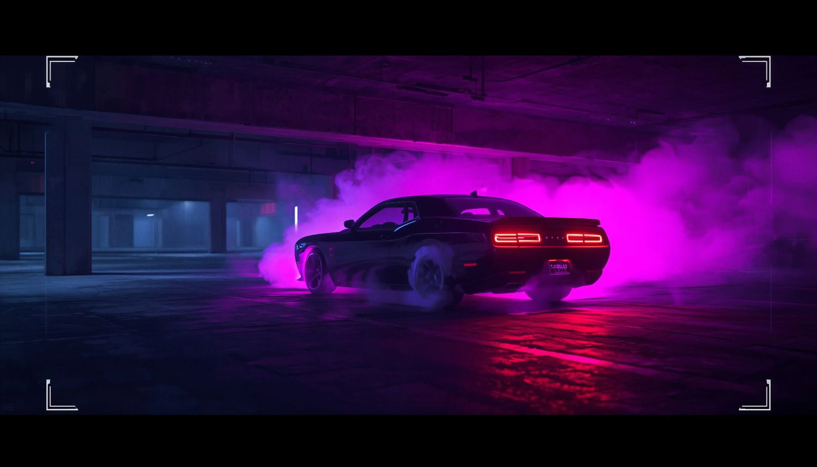 Muscle-Car driftet mit violettem Rauch durch ein Parkhaus, Überwachungskamera-Bild